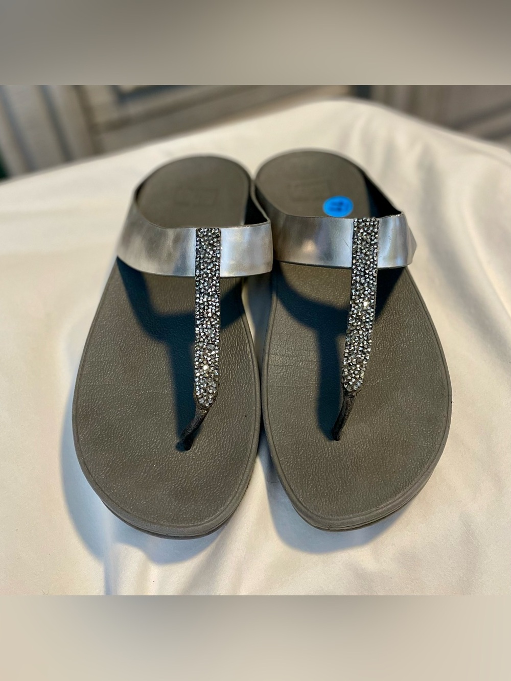 FLITFLOP Fino Glitterdust Thong Platform Sandals - Sparkly Silver - Wmn’s Sz 11